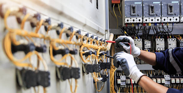 Professional Electrician technician working in Miami Springs, FL
